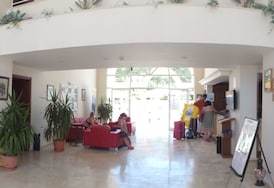 Tuntas Family Suites Kusadasi 2