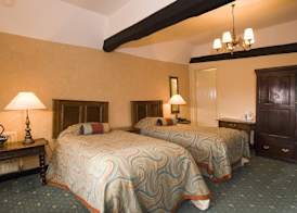 George & Pilgrims Hotel 4