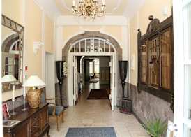 Villa Thea Hotel am Rosengarten 5