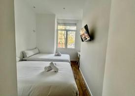 Hostal Bernabeu 3