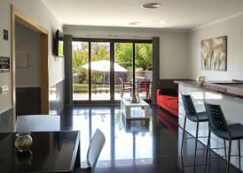 Aparthotel El Faro 3