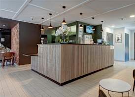 Campanile NATURE - Poitiers Sud Aeroport 4