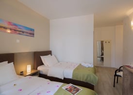 Le Marc Guest house 2