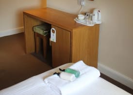 The Windmill Hotel 5