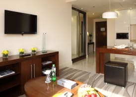 Novotel Suites Riyadh Olaya 4
