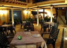 Hotel Los Cerezos 4