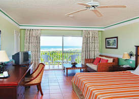 Memories Paraiso Beach Resort 3