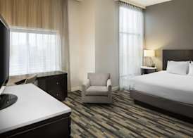 Hyatt House Charlotte Center City 4