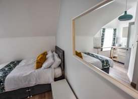 OYO Regency Guest House Manchester North 4