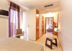 Agorà Hotel 4