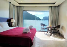 El Nido Beach Hotel 5