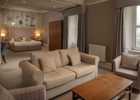 Fairfield House Hotel 5