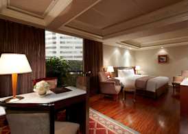 Deja Vu Hotel 4