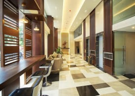 J7 Plaza Hotel 2