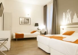 Hostal Live Barcelona 5