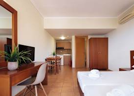 Dia Apartments 3