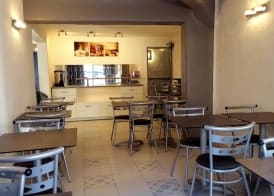 Hotel Les Palmiers En Camargue 2