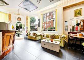 City London Hotel 2