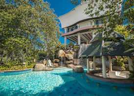 Long Beach Garden Hotel And Pavilions 4