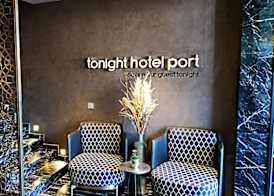 Tonight Hotel Port 2