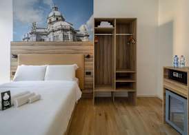 B&B HOTEL Como Baradello 5