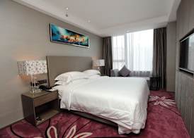 La Perle International Hotel 5