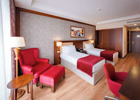 Wellborn Luxury Hotel 2