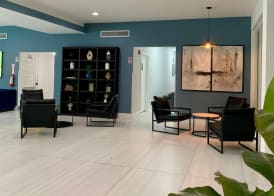 Atrium Hotel, Trademark Collection by Wyndham 2