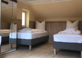 Hotel Select Suites & Aparts 4