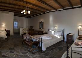Limeni Villa 2