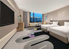 Holiday Inn Shanghai Pudong Airport, an IHG Hotel 4