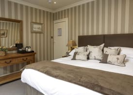 Falcon Manor Hotel 5