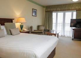 Knights Hill Hotel & Spa 4