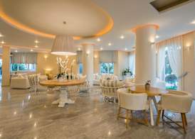 Nefeli Hotel 4