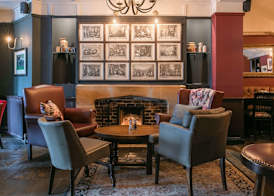 Rose And Crown Hotel 2