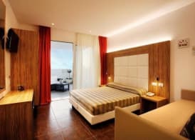 Hotel Fantasy 4