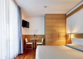 Hotel Fonzari 4
