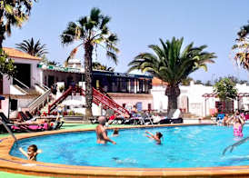 Castillo Beach Club Apartments 2