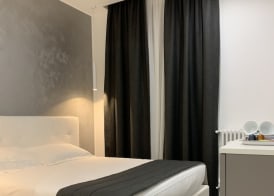 ApartHotel Bossi 5