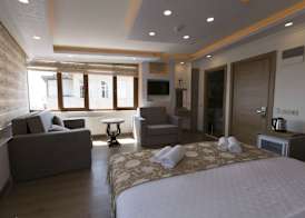Harbour Suites Old City 5