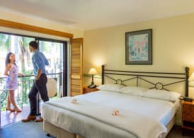 Palm Royale Cairns 5