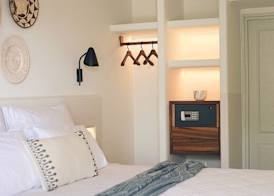 Pilos Suites 5