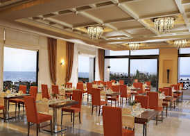 Grand Hotel Holiday Resort 2
