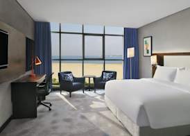 Holiday Inn JEDDAH CORNICHE by IHG 2
