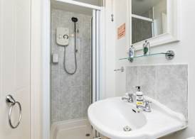 Morleys Rooms - Located in the heart of Hurstpierpoint by Huluki Sussex Stays 2