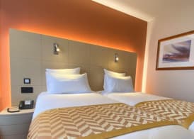 Nash Airport Hotel 5