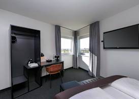 B&B Hotel Berlin-Airport 4