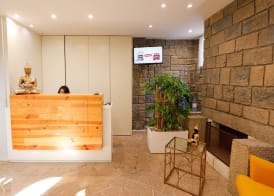 Golden Beach Guest House & Rooftop Bar 4