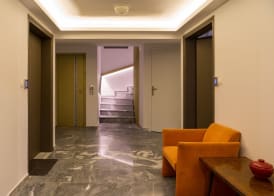 CHROMA Lodge Rafina 2