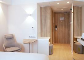 Holiday Inn Express & Suites Barcelona - Sabadell by IHG 5